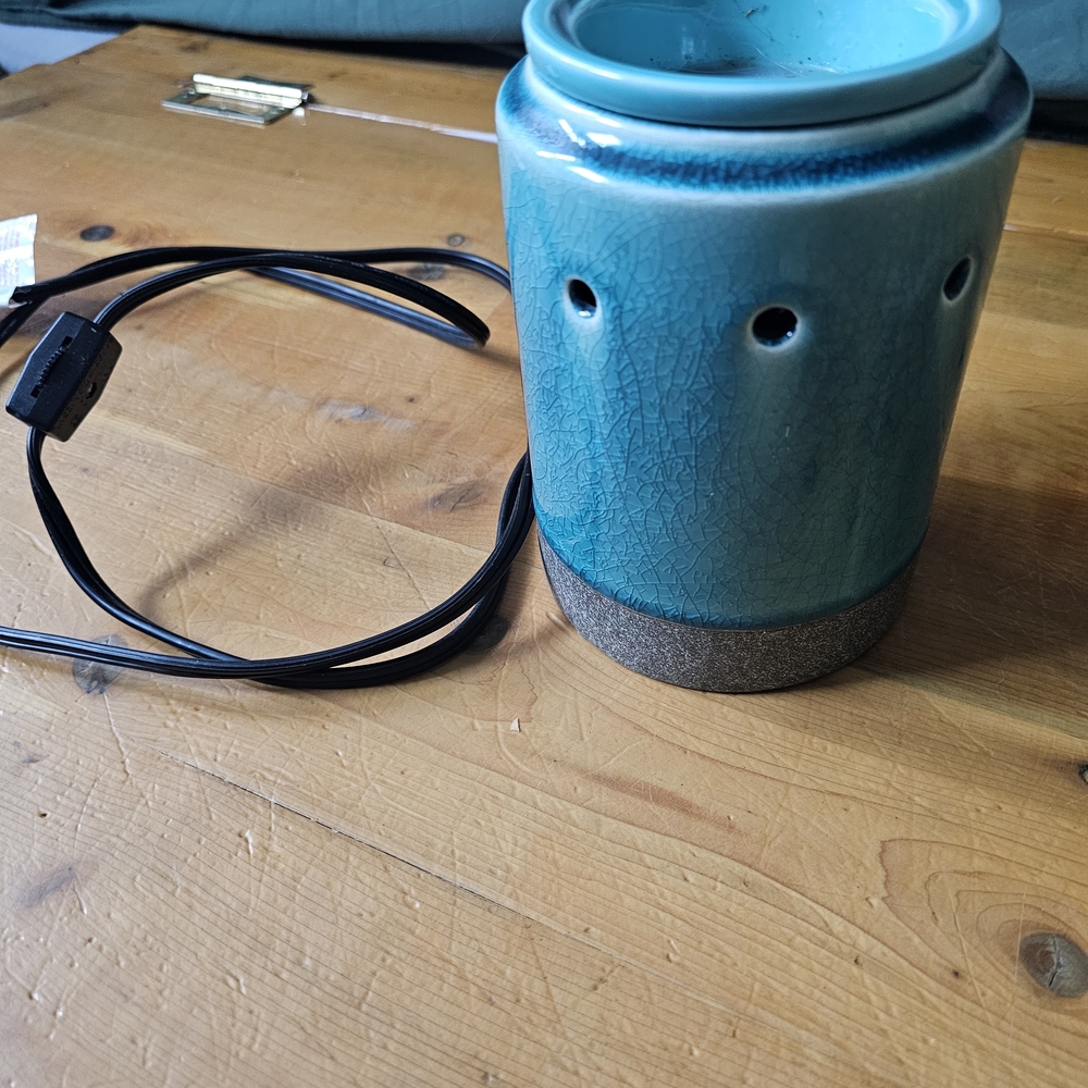 Scentsy Blue Electric Wax Warmer